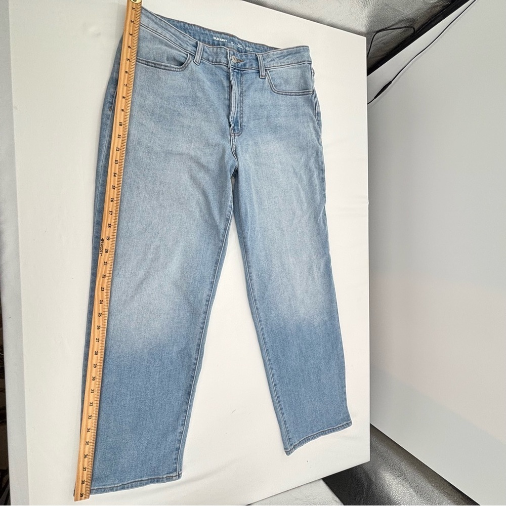 Old Navy High Rise Wow Loose Light Wash Blue denim Jeans Size 14 Short - Picture 10 of 13